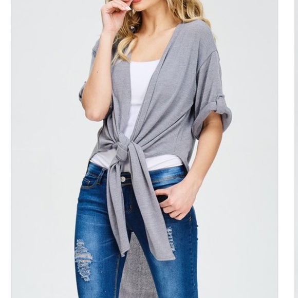 ✨NEW✨LAST✨Silver Knit Cardigan - Picture 2 of 8